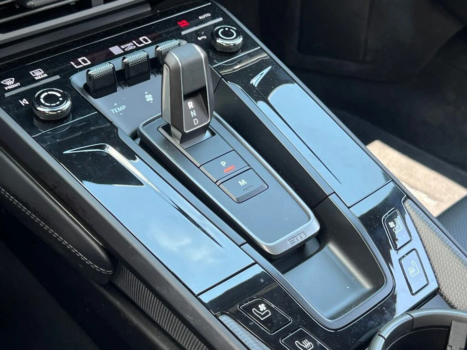 2026 Porsche 992 Carrera - Image 26 of 31