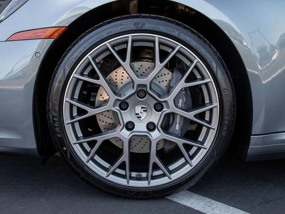 2026 Porsche 992 Carrera - Image 12 of 29