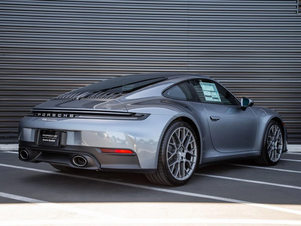 2026 Porsche 992 Carrera - Image 7 of 29