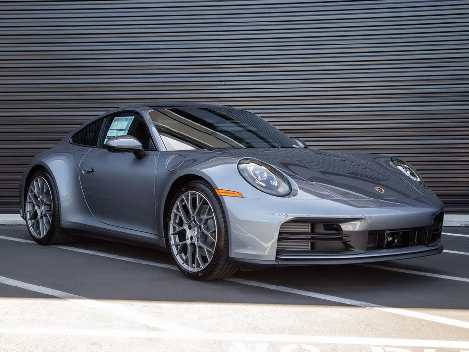 2026 Porsche 992 Carrera - Image 9 of 29