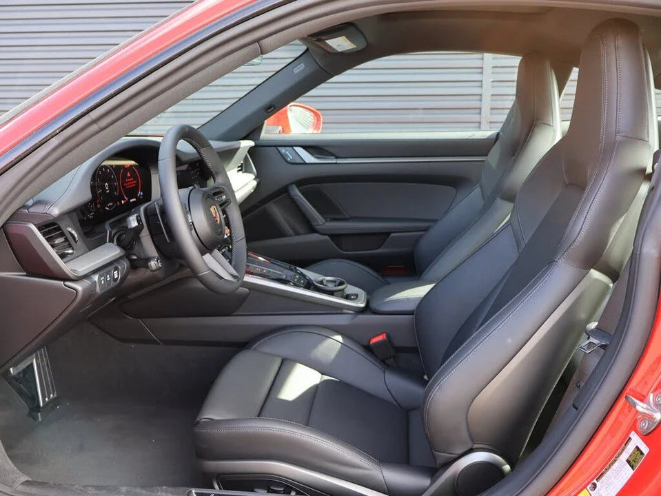 2026 Porsche 992 Carrera - Image 5 of 31