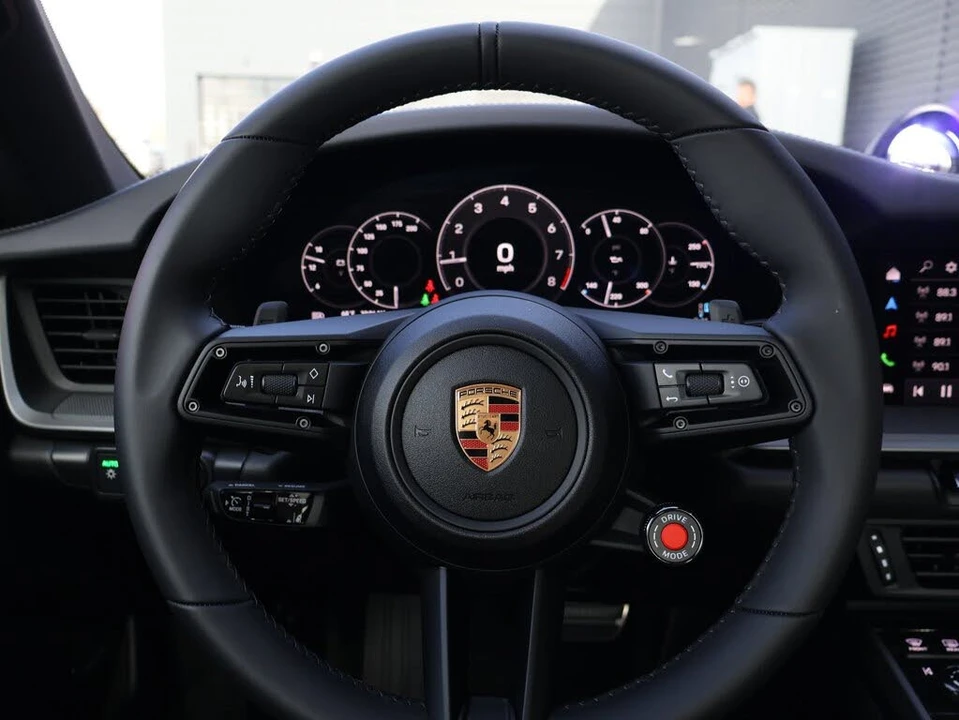 2026 Porsche 992 Carrera - Image 16 of 31
