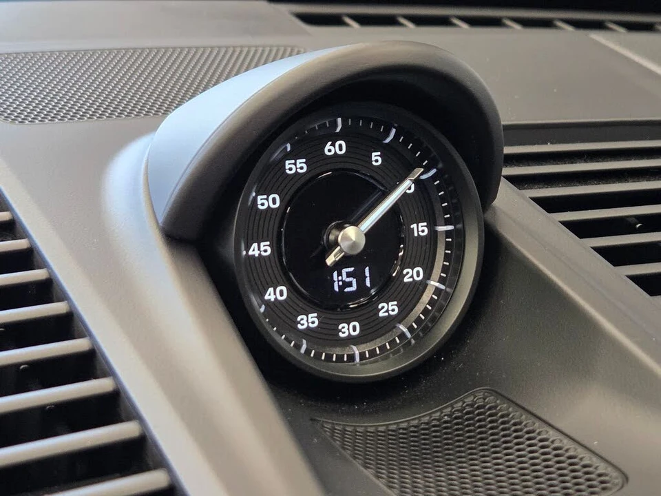 2026 Porsche 992 Carrera - Image 19 of 30