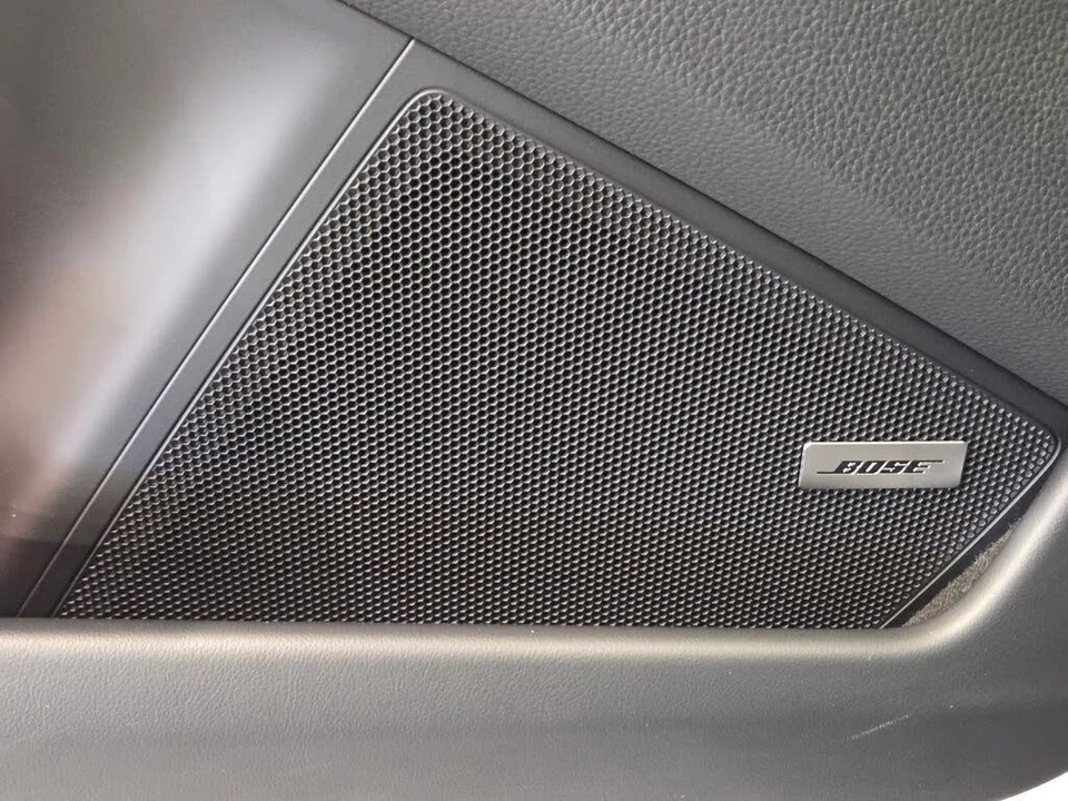 2026 Porsche 992 Carrera - Image 13 of 30
