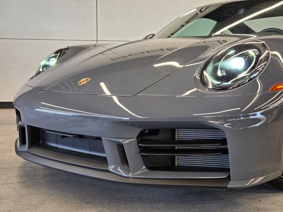 2026 Porsche 992 Carrera - Image 26 of 30