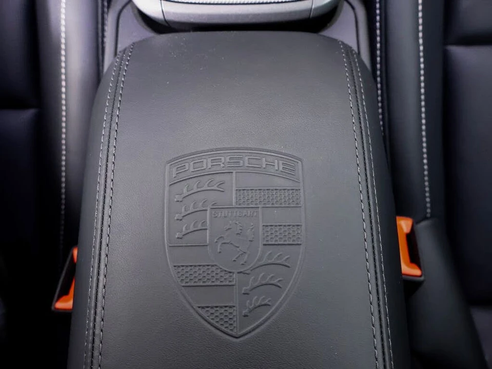 2026 Porsche 992 Carrera - Image 15 of 31