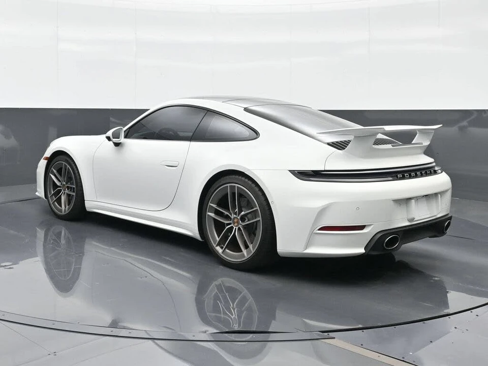 2026 Porsche 992 Carrera - Image 2 of 7