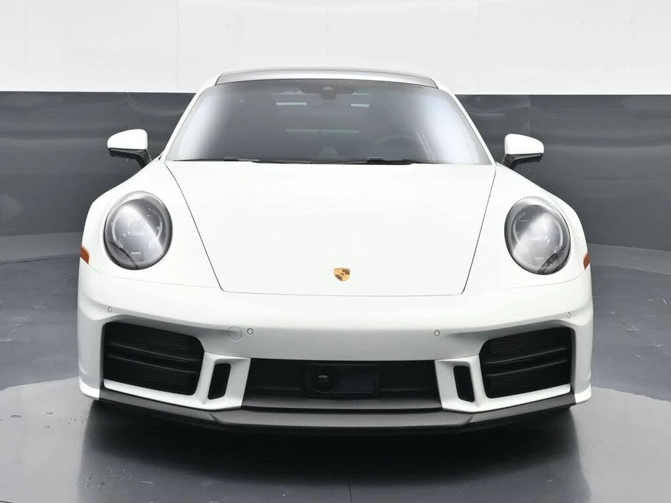 2026 Porsche 992 Carrera - Image 6 of 7