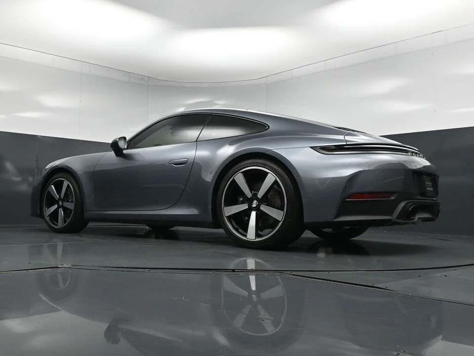 2026 Porsche 992 Carrera - Image 24 of 31