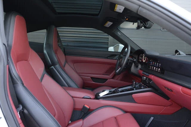 2026 Porsche 992 Carrera - Image 26 of 31
