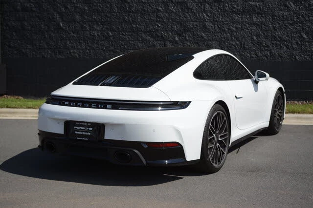 2026 Porsche 992 Carrera - Image 7 of 31