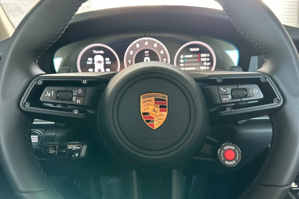 2026 Porsche 992 Carrera - Image 23 of 28