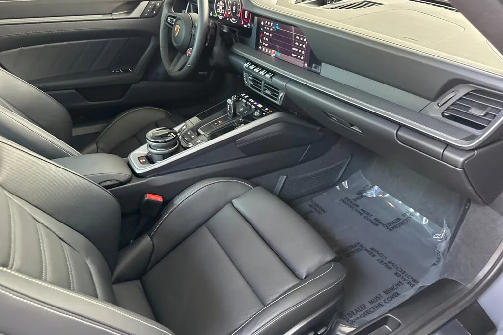 2026 Porsche 992 Carrera - Image 15 of 28