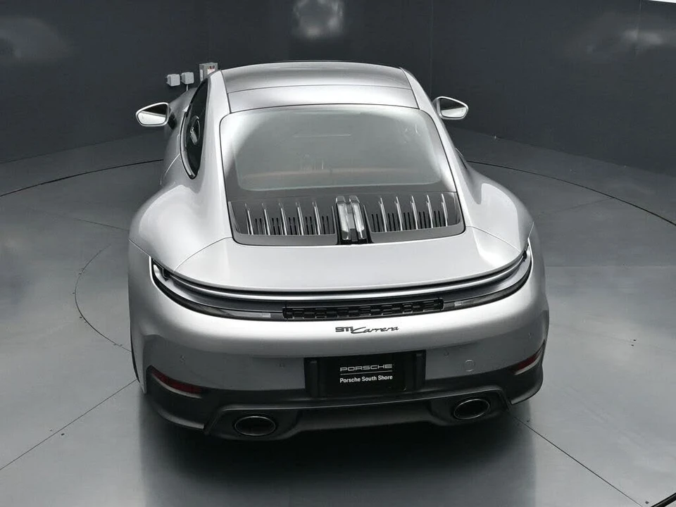 2026 Porsche 992 Carrera - Image 17 of 31