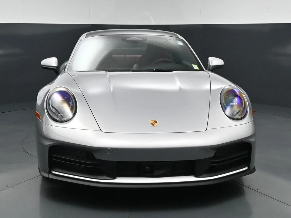 2026 Porsche 992 Carrera - Image 13 of 31