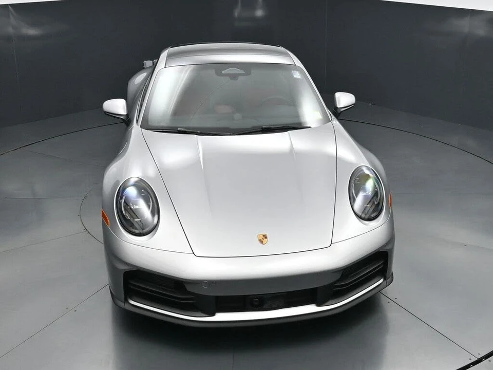2026 Porsche 992 Carrera - Image 21 of 31