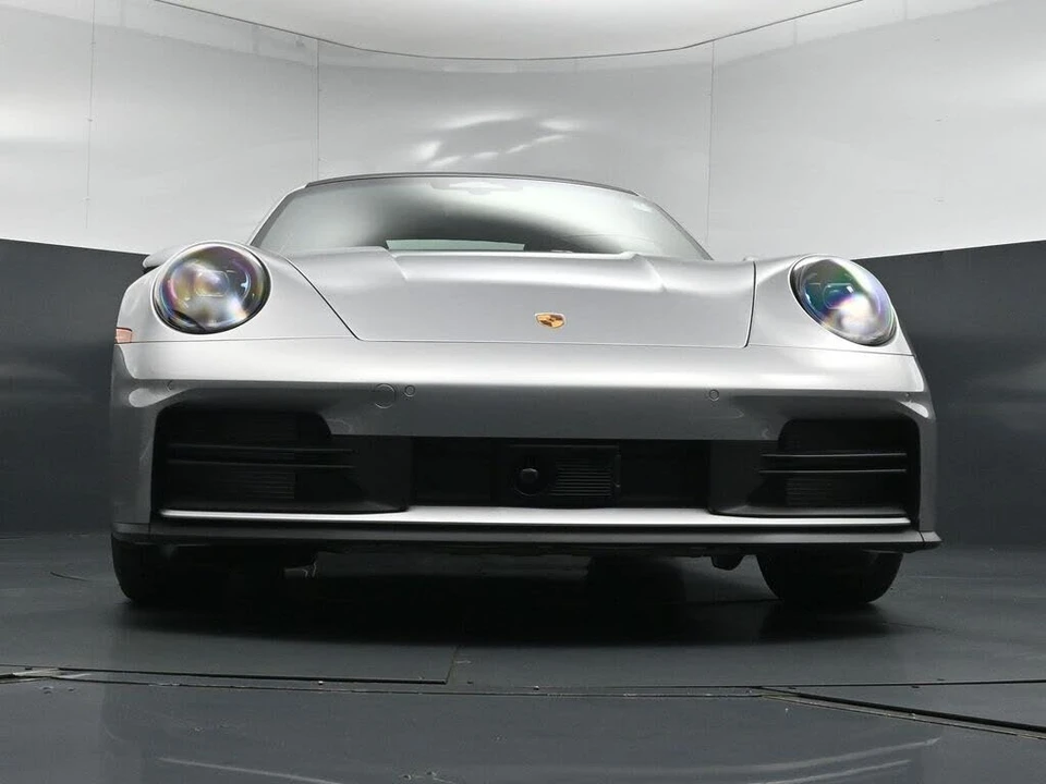 2026 Porsche 992 Carrera - Image 29 of 31
