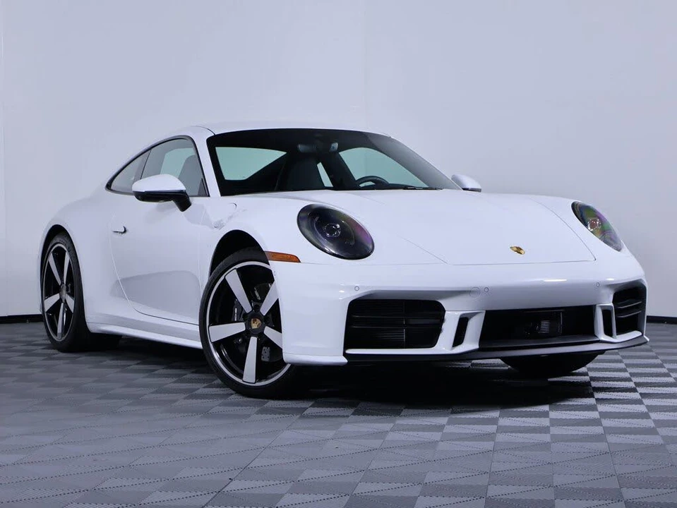 2026 Porsche 992 Carrera - Image 9 of 29