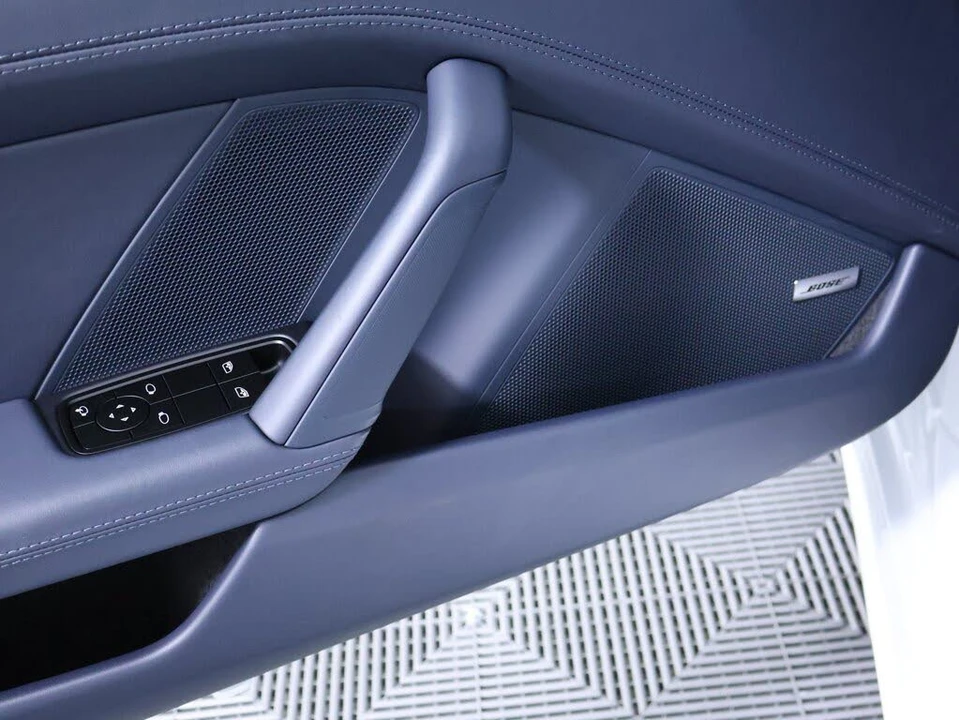 2026 Porsche 992 Carrera - Image 14 of 29