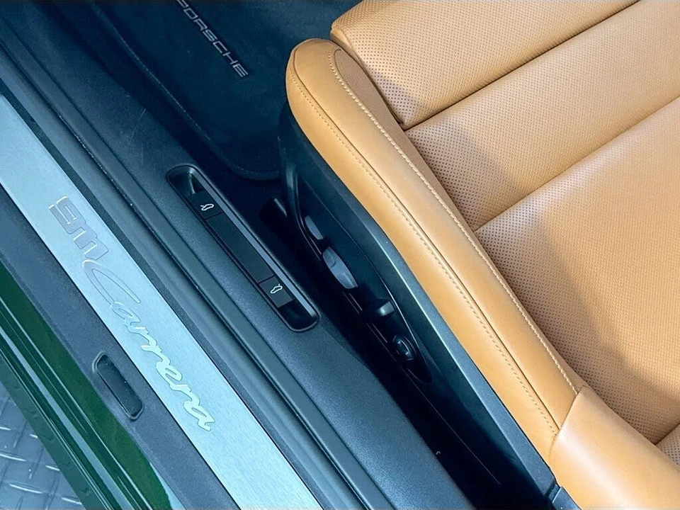 2026 Porsche 992 Carrera - Image 25 of 31