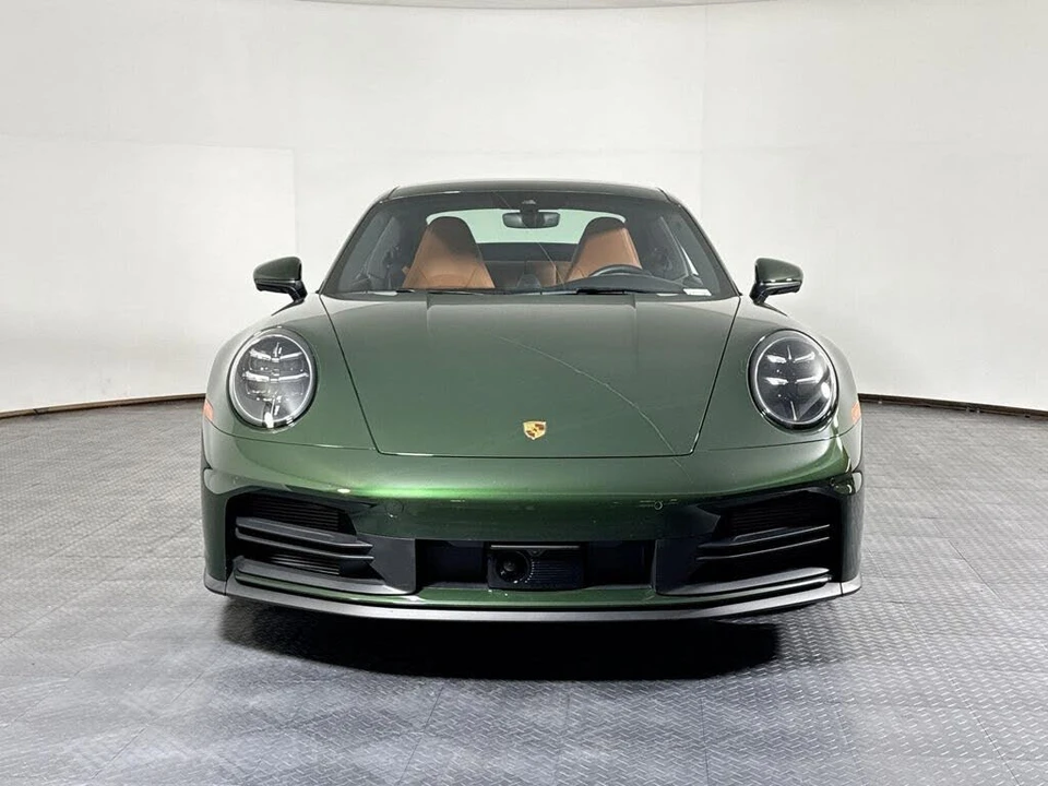 2026 Porsche 992 Carrera - Image 10 of 31