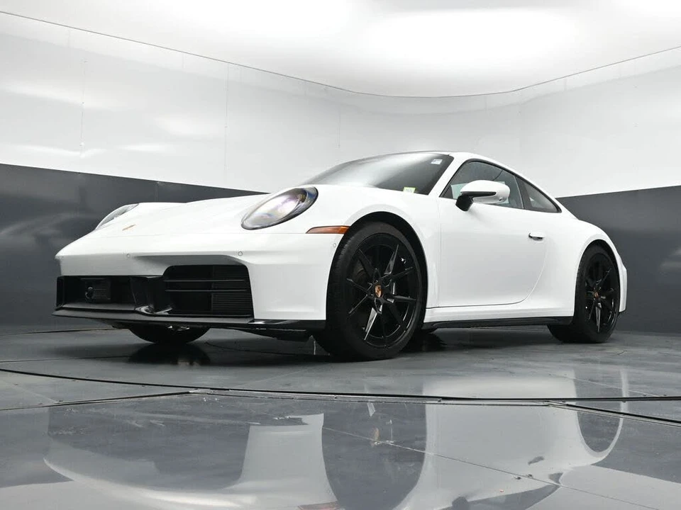 2026 Porsche 992 Carrera - Image 24 of 31