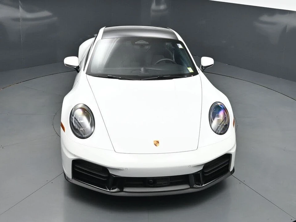 2026 Porsche 992 Carrera - Image 23 of 31