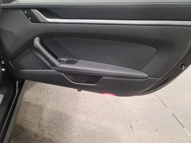 2026 Porsche 992 Carrera - Image 27 of 31