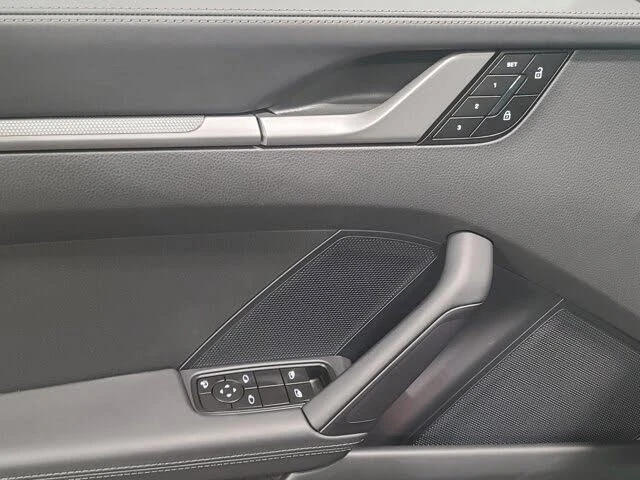 2026 Porsche 992 Carrera - Image 14 of 31