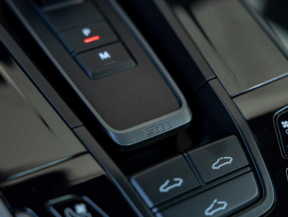 2026 Porsche 992 Carrera - Image 30 of 31