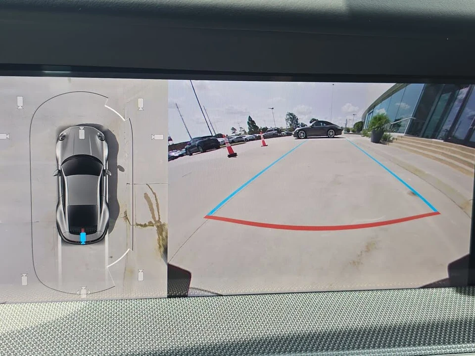 2026 Porsche 992 Carrera - Image 20 of 25
