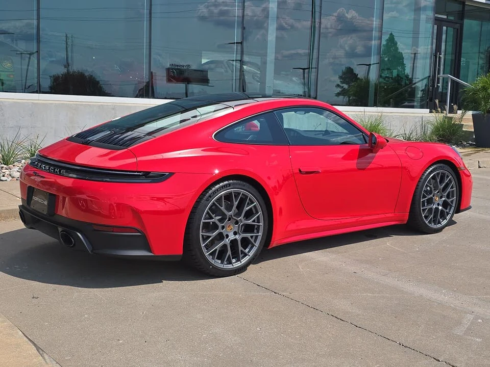 2026 Porsche 992 Carrera - Image 7 of 25