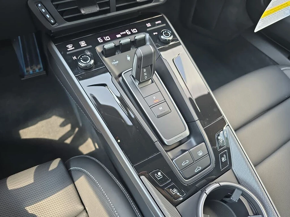 2026 Porsche 992 Carrera - Image 18 of 25