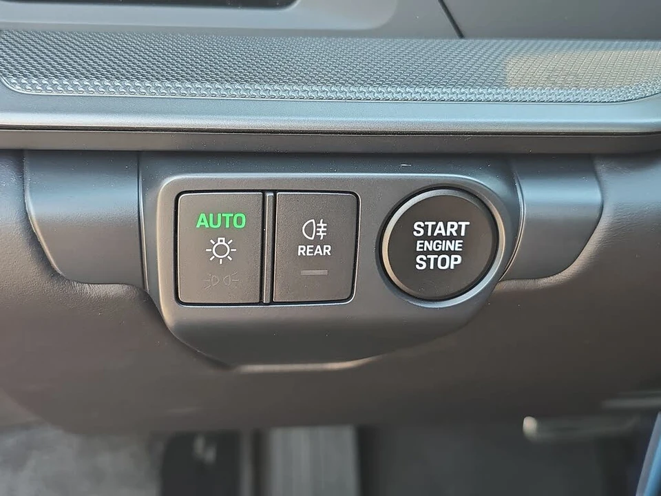 2026 Porsche 992 Carrera - Image 15 of 25