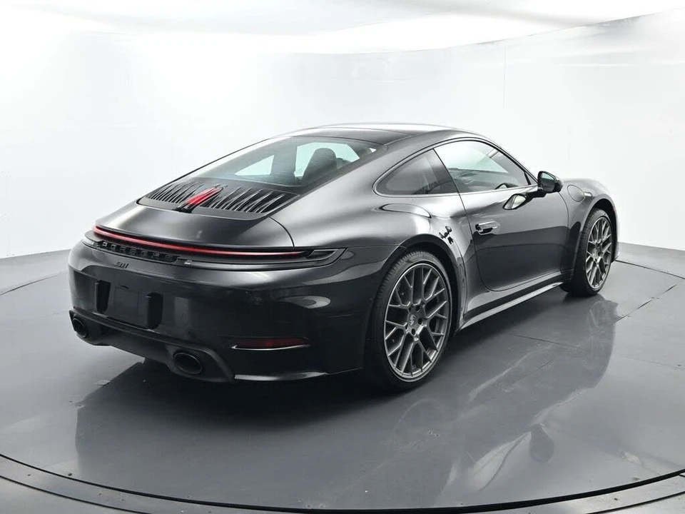 2026 Porsche 992 Carrera - Image 14 of 31