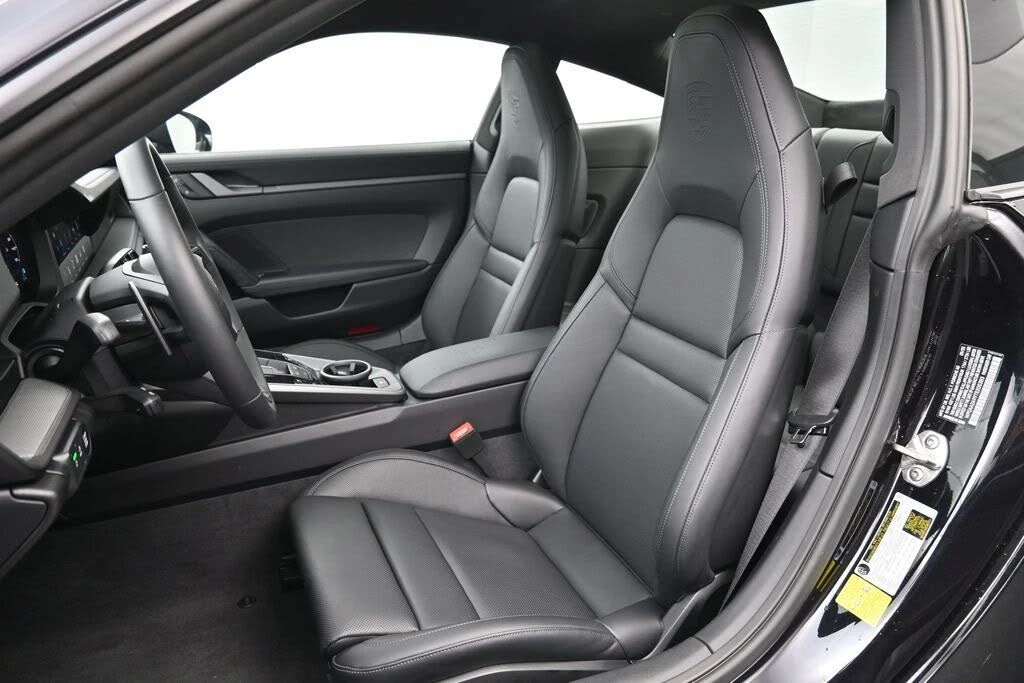 2026 Porsche 992 Carrera - Image 5 of 31