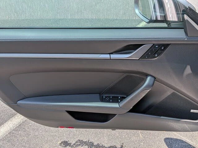2026 Porsche 992 Carrera - Image 22 of 31