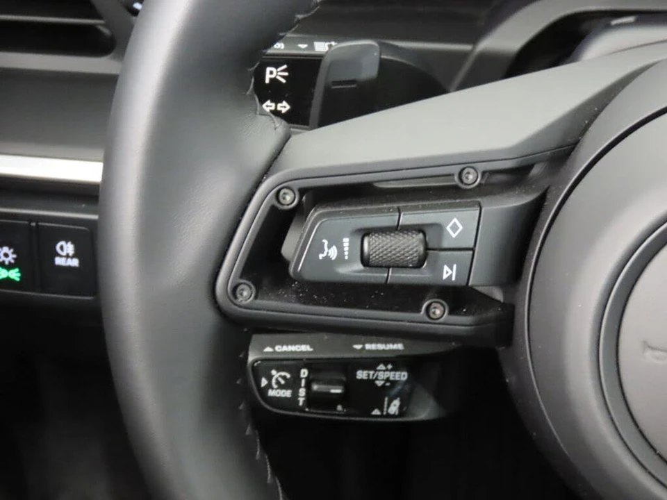 2026 Porsche 992 Carrera - Image 19 of 31