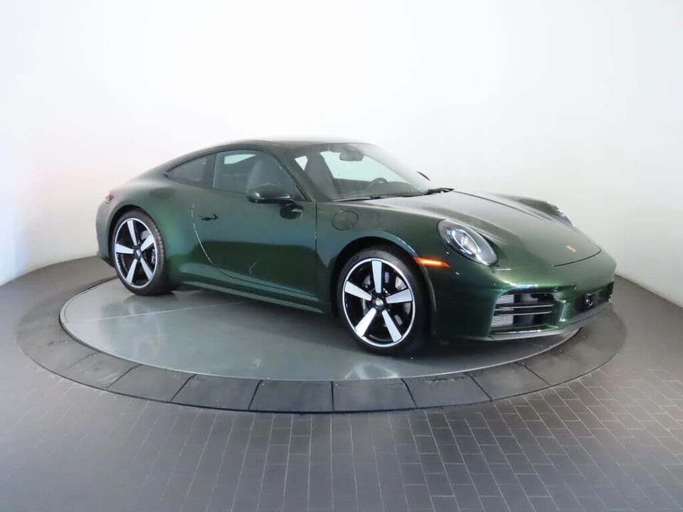 2026 Porsche 992 Carrera - Image 9 of 31