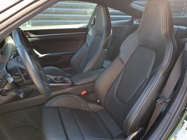 2026 Porsche 992 Carrera - Image 5 of 7