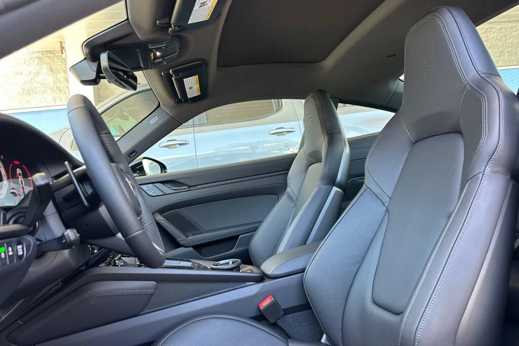 2026 Porsche 992 Carrera - Image 5 of 28