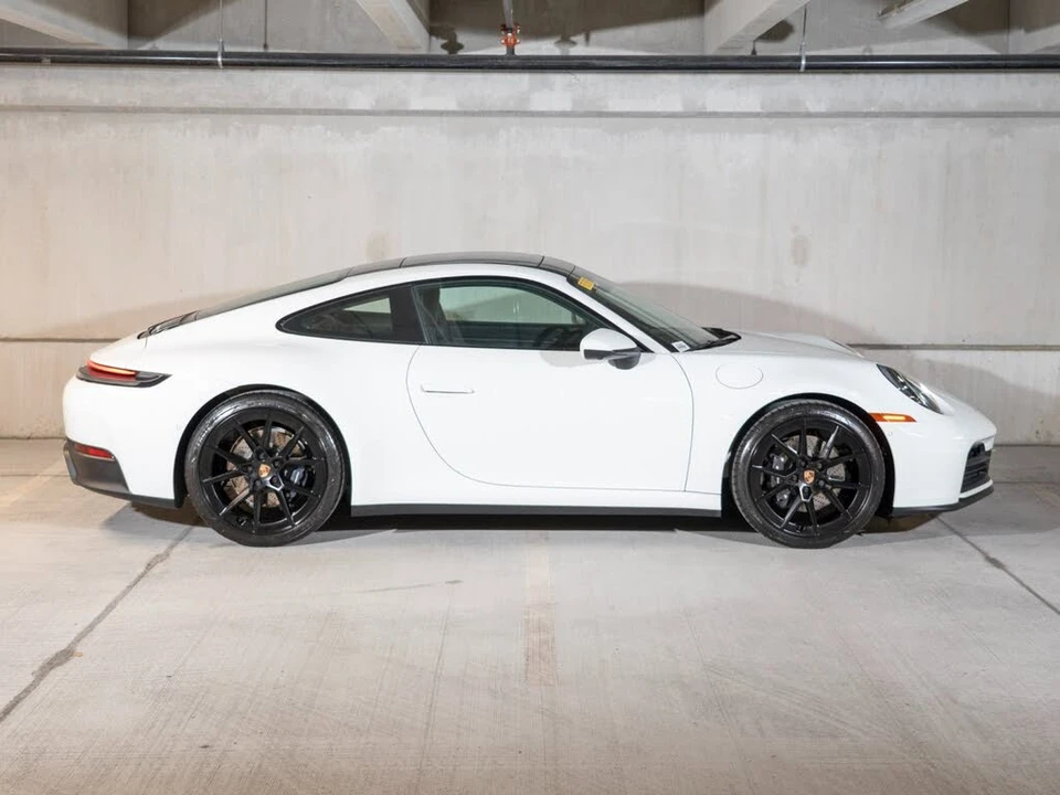 2026 Porsche 992 Carrera - Image 8 of 25