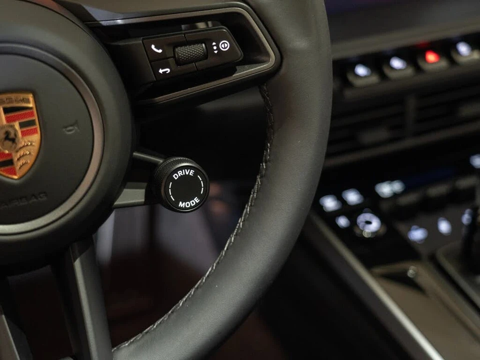 2026 Porsche 992 Carrera - Image 22 of 25