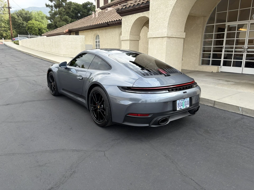 2026 Porsche 992 Carrera - Image 16 of 31