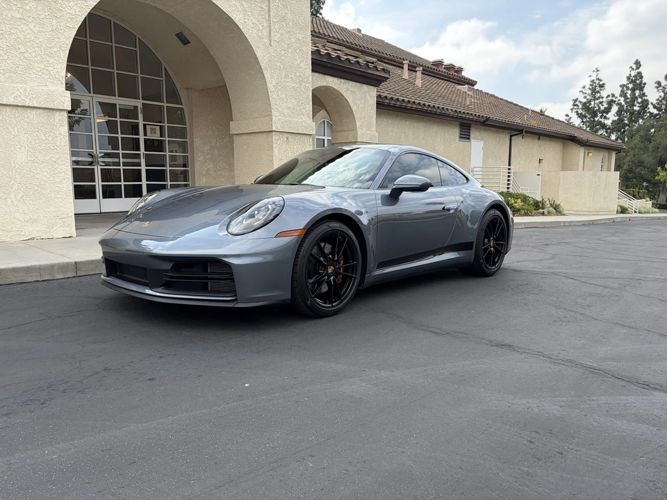 2026 Porsche 992 Carrera - Image 13 of 31