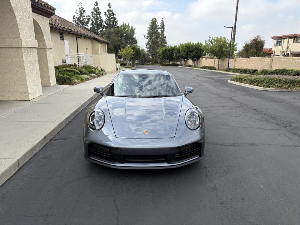 2026 Porsche 992 Carrera - Image 12 of 31