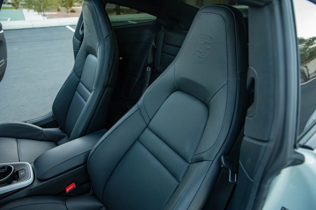 2026 Porsche 992 Carrera - Image 4 of 10