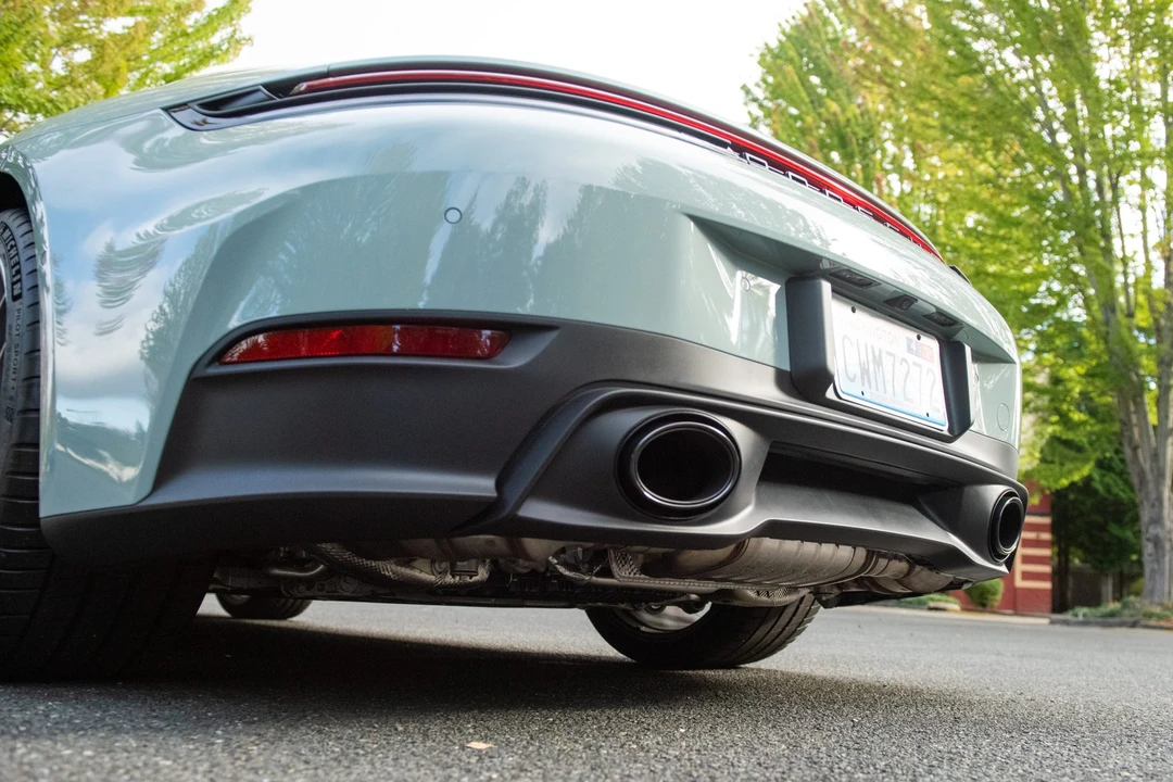 2026 Porsche 992 Carrera - Image 26 of 31