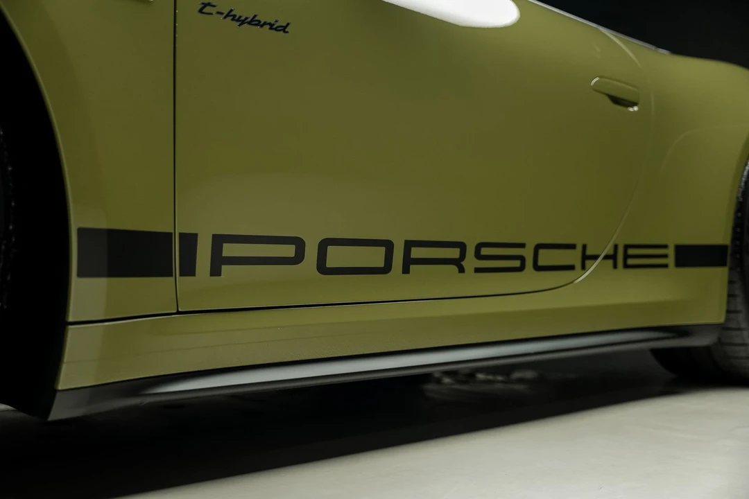 2026 Porsche 992 Carrera GTS - Image 29 of 31