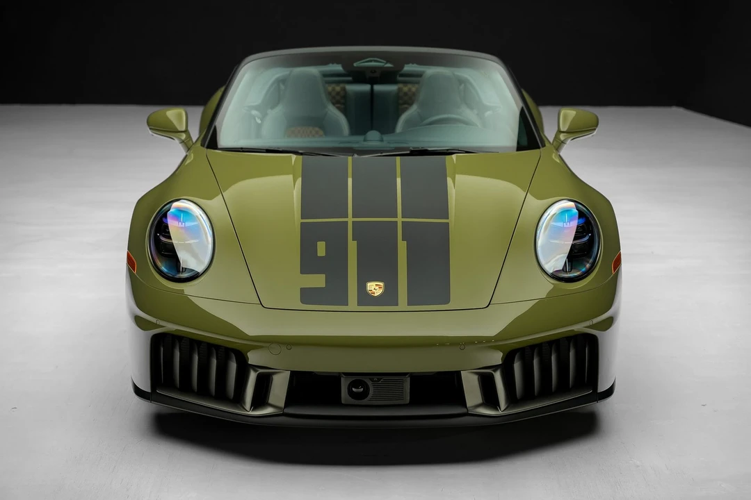 2026 Porsche 992 Carrera GTS - Image 8 of 31